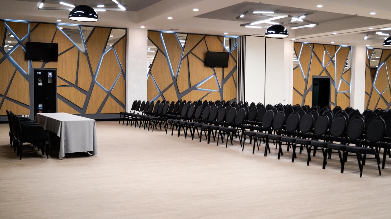 Отель Mercure Kyiv Congress Киев
